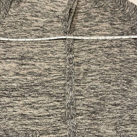 Tahari- Marled Knit Hooded Longline Open-Front Cardigan in Grey- Size S - Picture 5 of 8